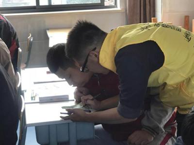 �߷�����Я�ֺ��ݴ����ܻṫ����